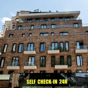 Cm111apparthotel מלון דירות בוקרשט